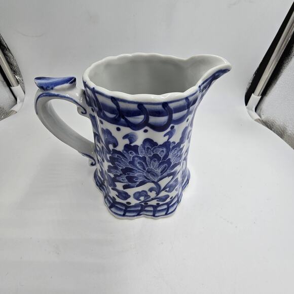 Vtg Blue White Porcelain Pitcher Vase Andrea By Sadek? Floral Chinoiserie 4.5"H - Picture 4 of 8